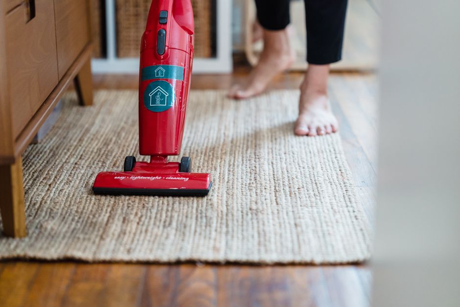 Low-Moisture Carpet Cleaning
