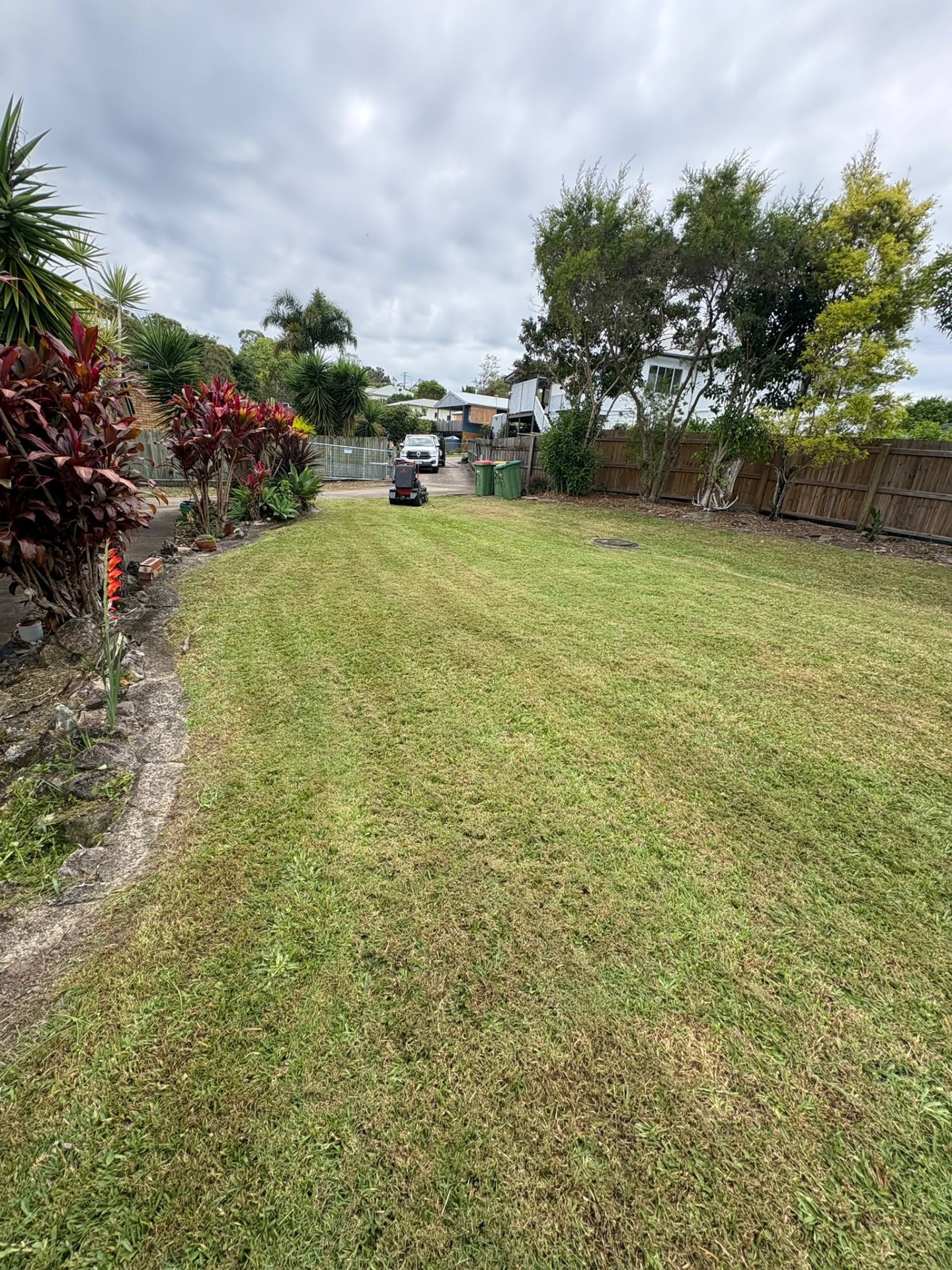 Regular Garden Mowing and Maintenance