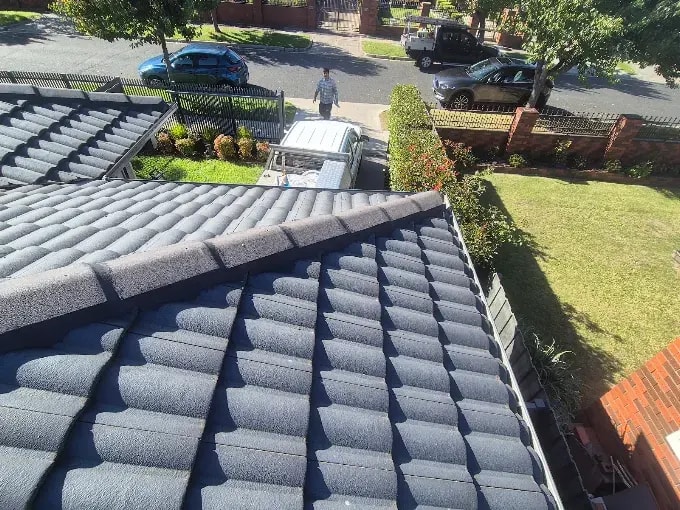 Trace And Repair Roof Leaks