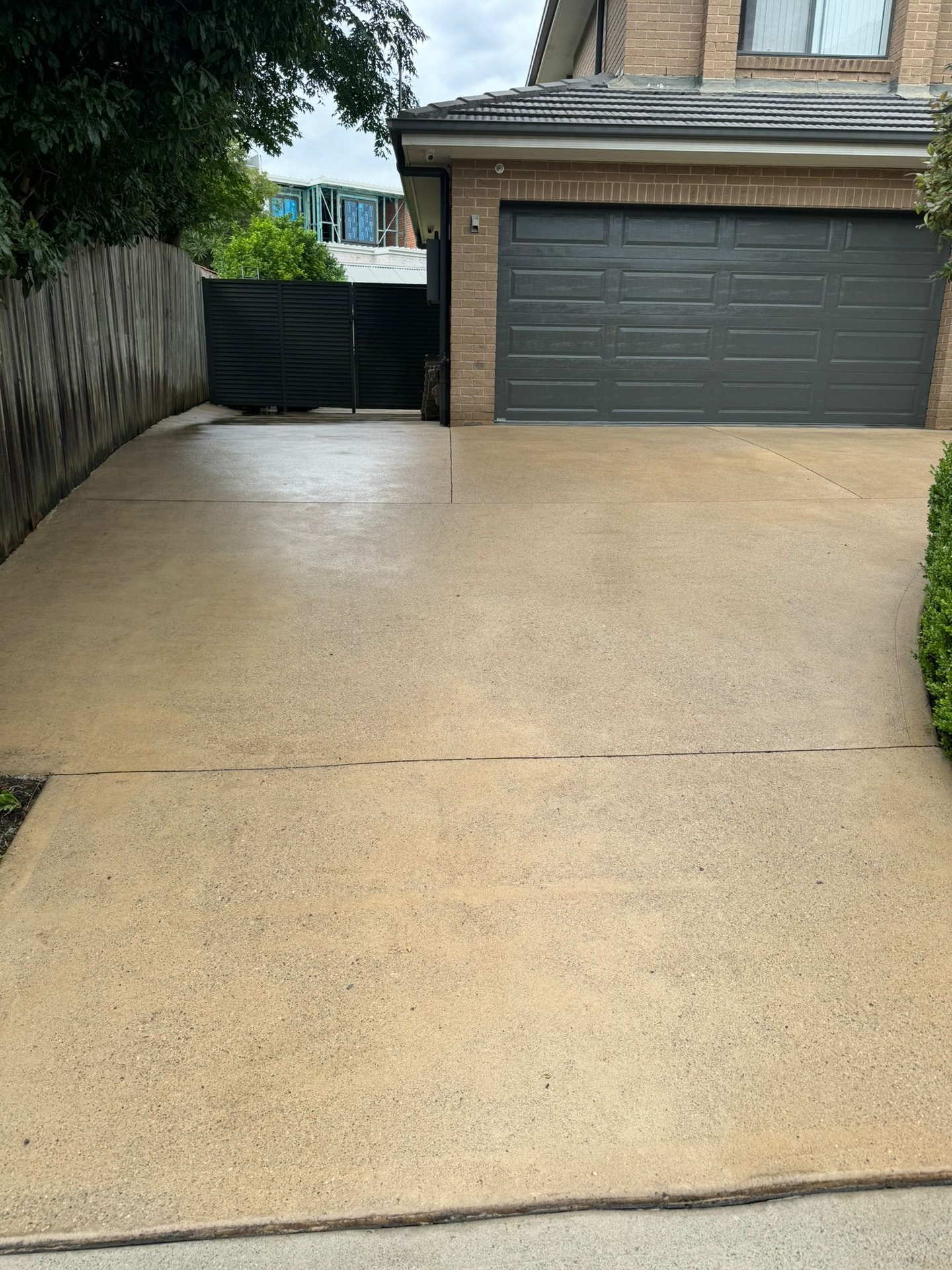House Cleaning & Pressure Washing
