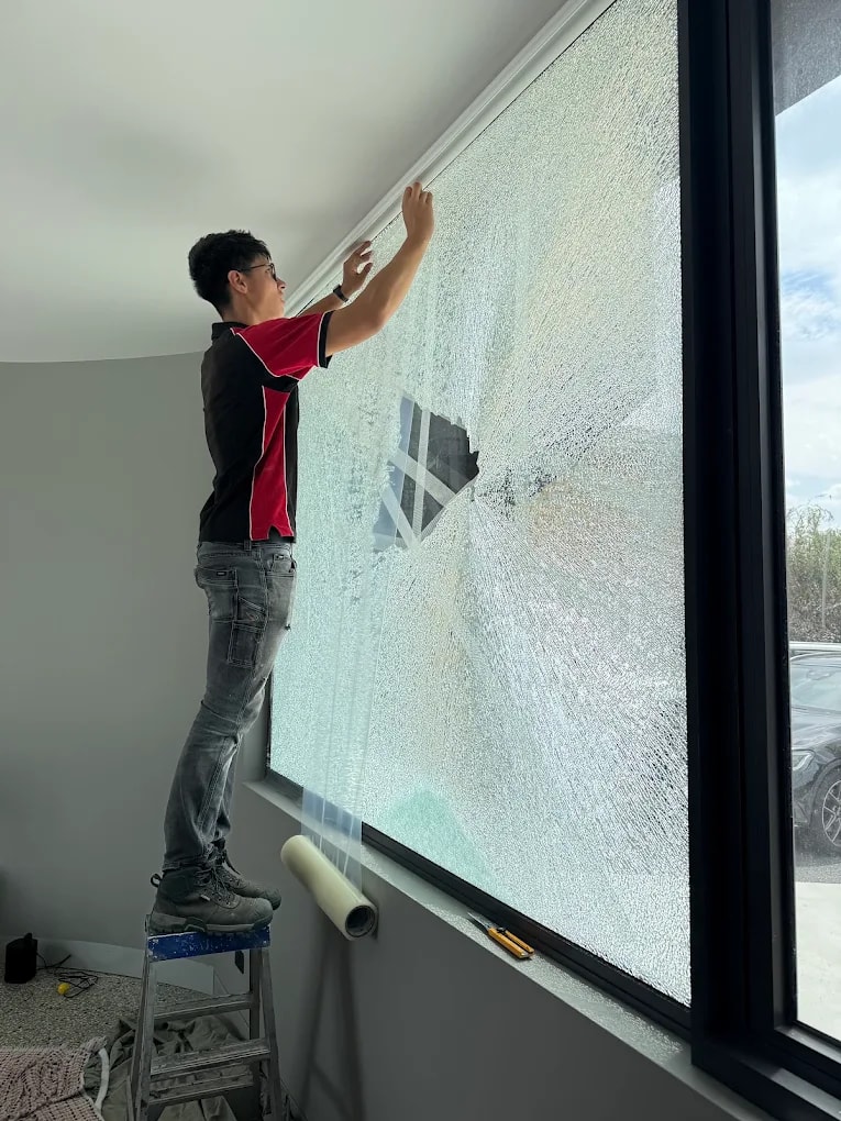 Window Glass Repair & Replacement