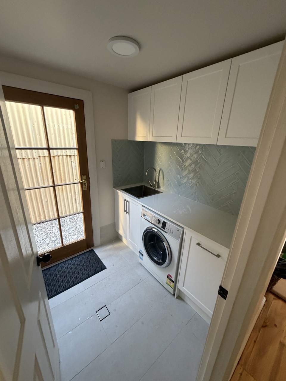 Efficient Sink Replacements