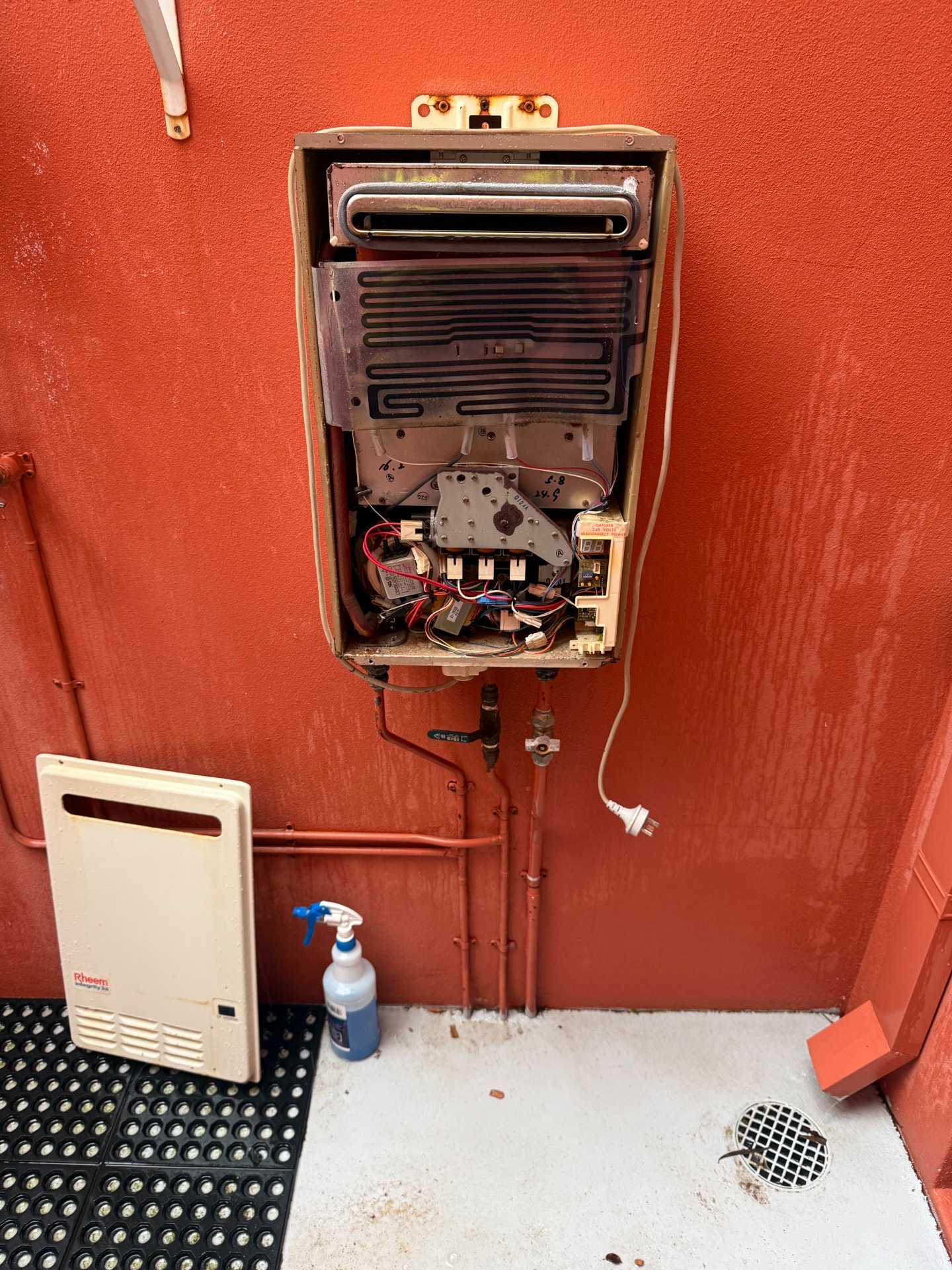 Hot Water Systems - Wannanup