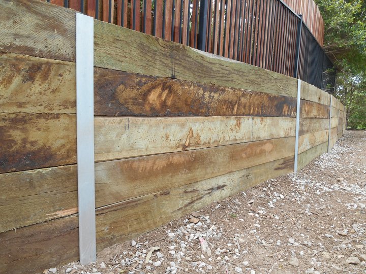H4 Hardwood Timber Retaining Wall
