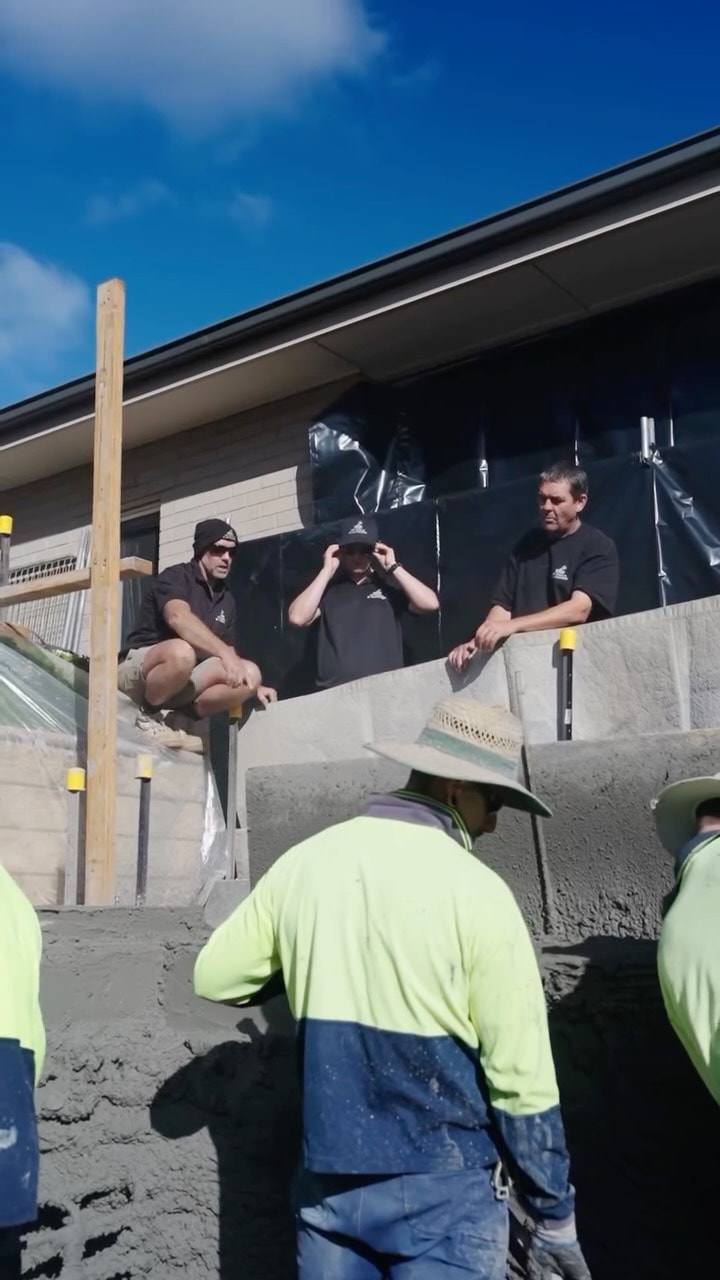Chandlers Hill is flying along 🚀

The shell is now complete with excavation, footings, steel, formwork, plumbing and shotcrete all wrapped up.

Spray day still never gets old 💦

📹 @astro.creativeco